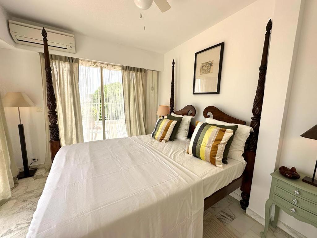 Apartamento Panoramic Sea View Penthouse With Jacuzzi And 450 Sqm Terrace Antibes Exterior foto